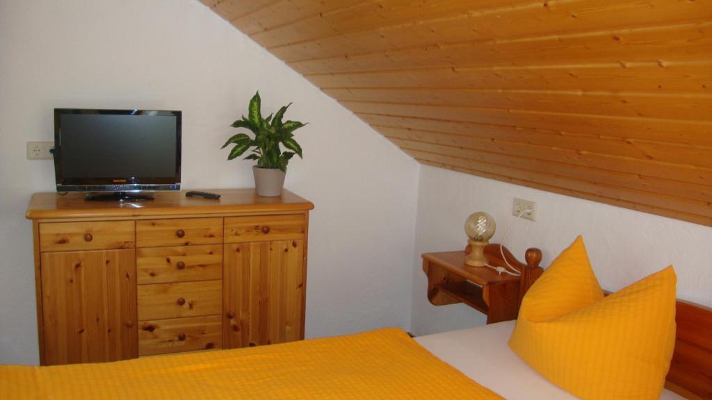 Mettenberger Hof - Pension Grafenhausen Exteriör bild
